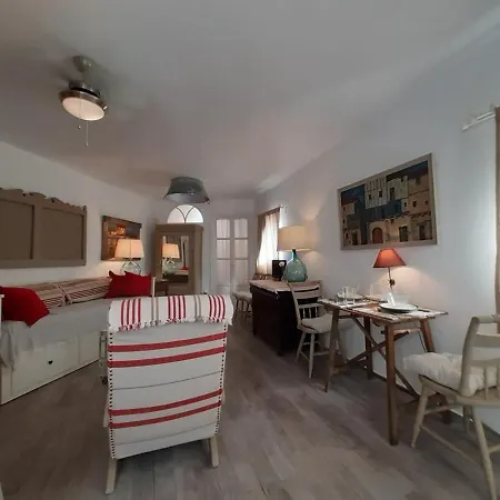 Atico Banos Del Carmen 加的斯