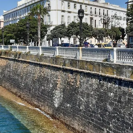 Atico Banos Del Carmen Apartman *